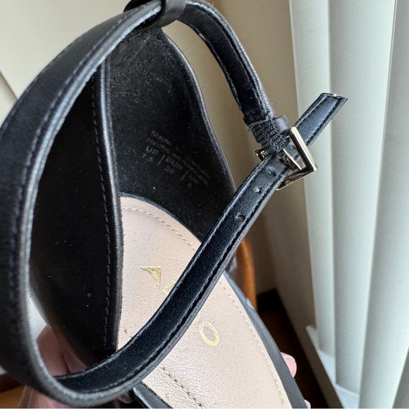 ALDO Black Strappy Block Heels Size 7.5 - Picture 12 of 12